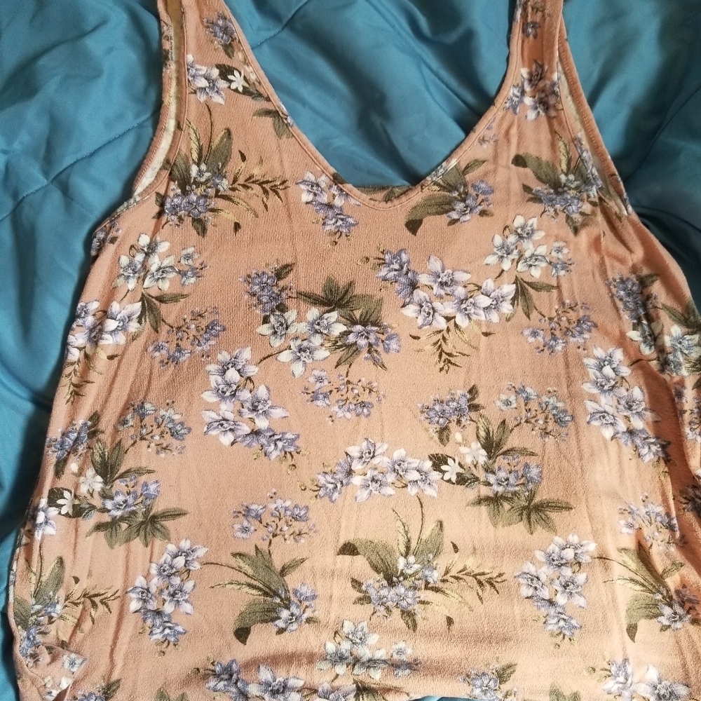 Floral pink tank